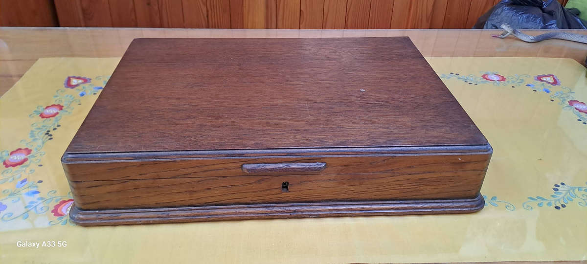 Vintage re purposed oak watch collectors box