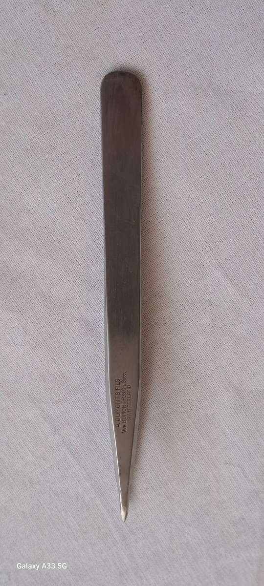 Dumont & fils Swiss tweezer no 3