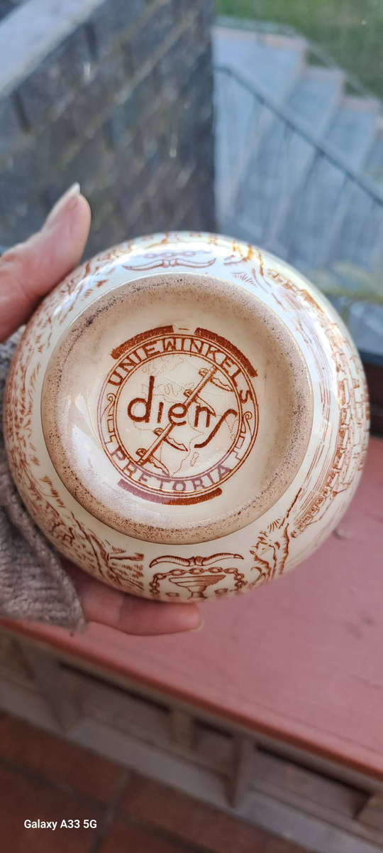 1938 original Voortrekker Monument porcelain bowl Eeufees Bowl