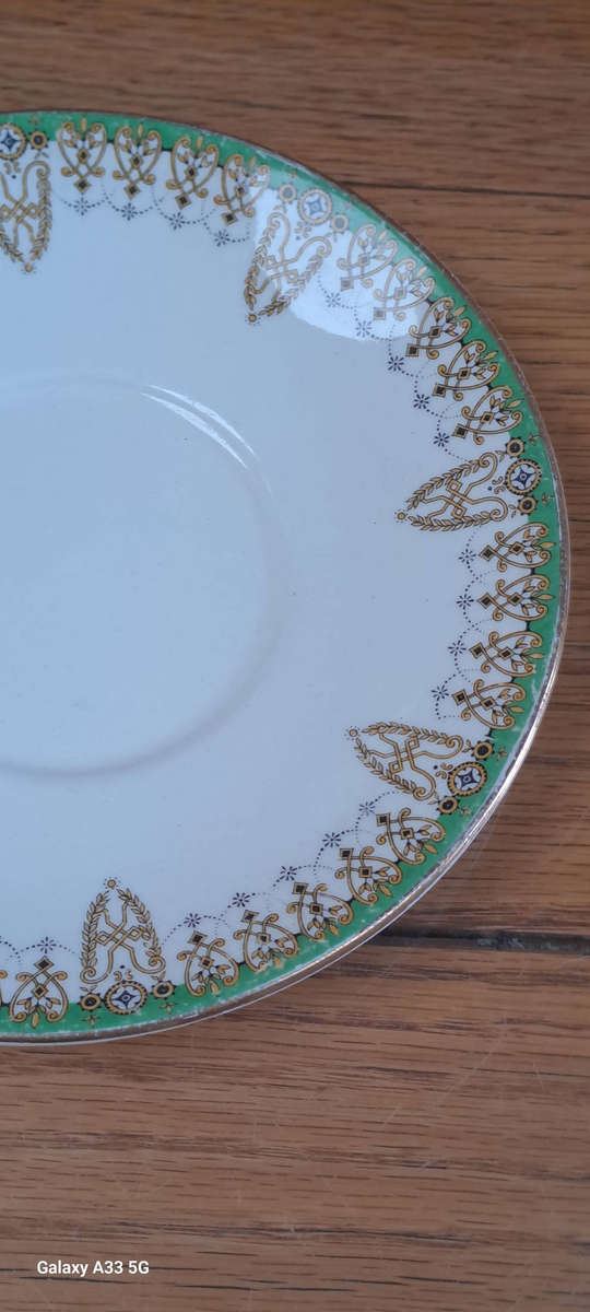 Large Royal Doulton TIVOLI saucer diam 17.5cm