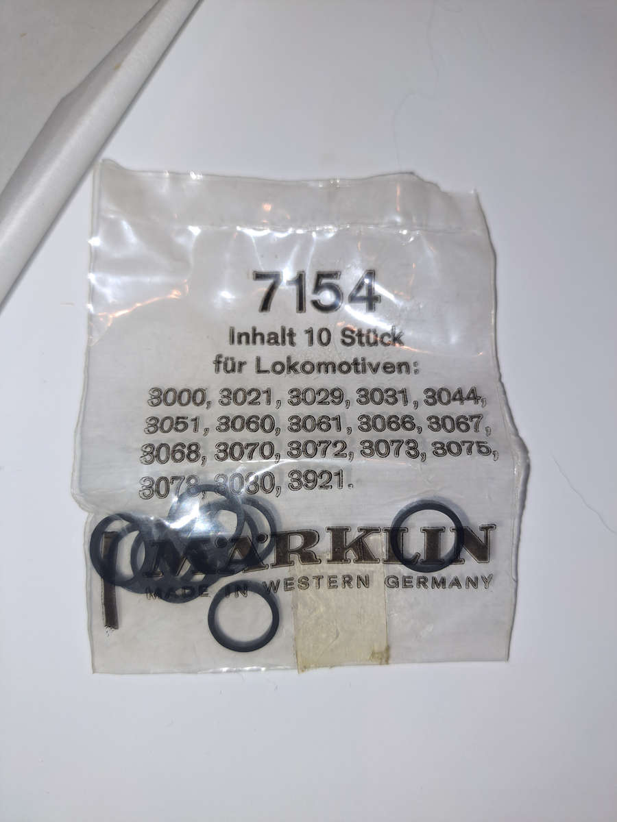 Marklin HO traction tires 7154 10pce per pkt