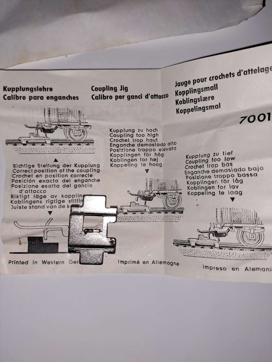 Marklin 7001 Coupling Gauge Tool, Checks & Helps Adjust Metal Relex Coupler cars