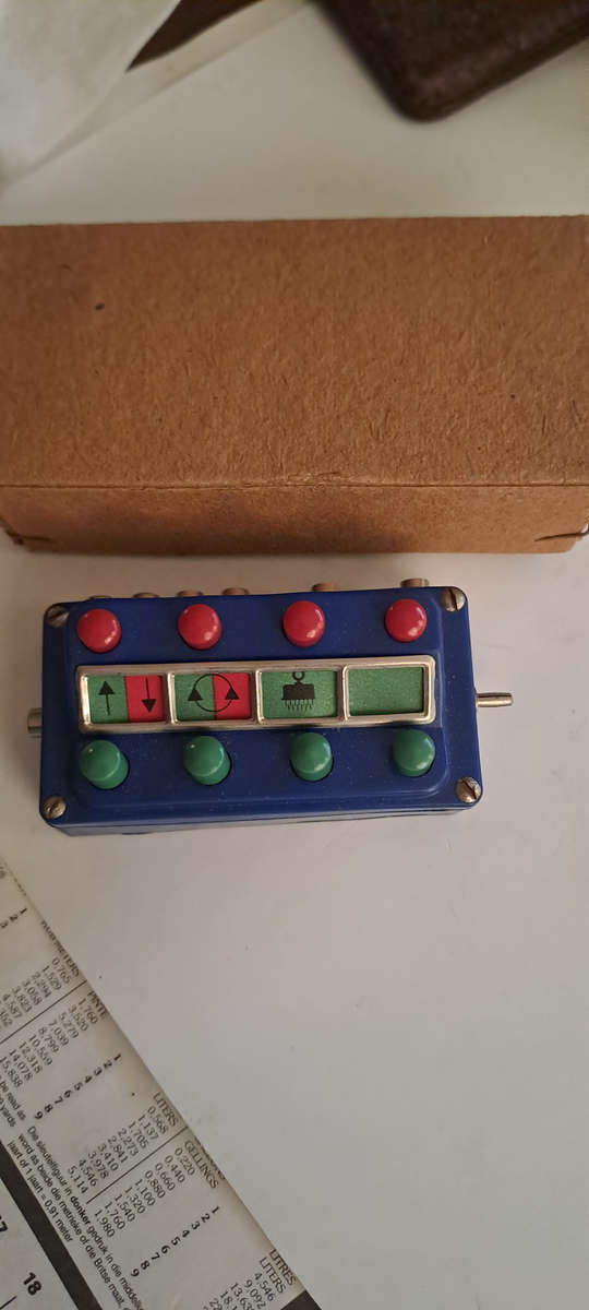 Marklin HO 476/5 control in box