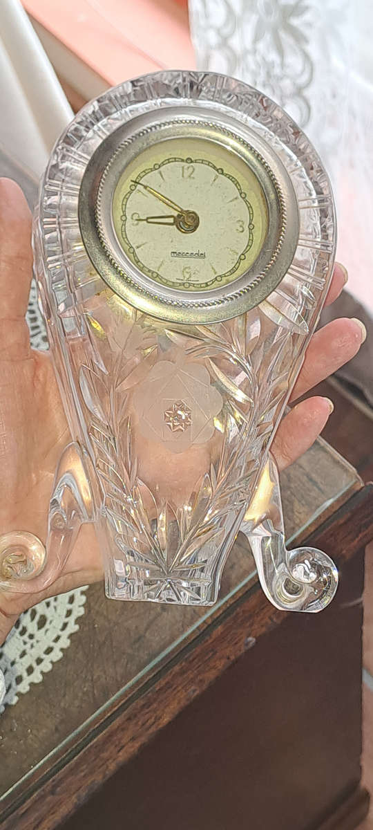 Vintage Mercedes Rose Cut crystal clock wind up