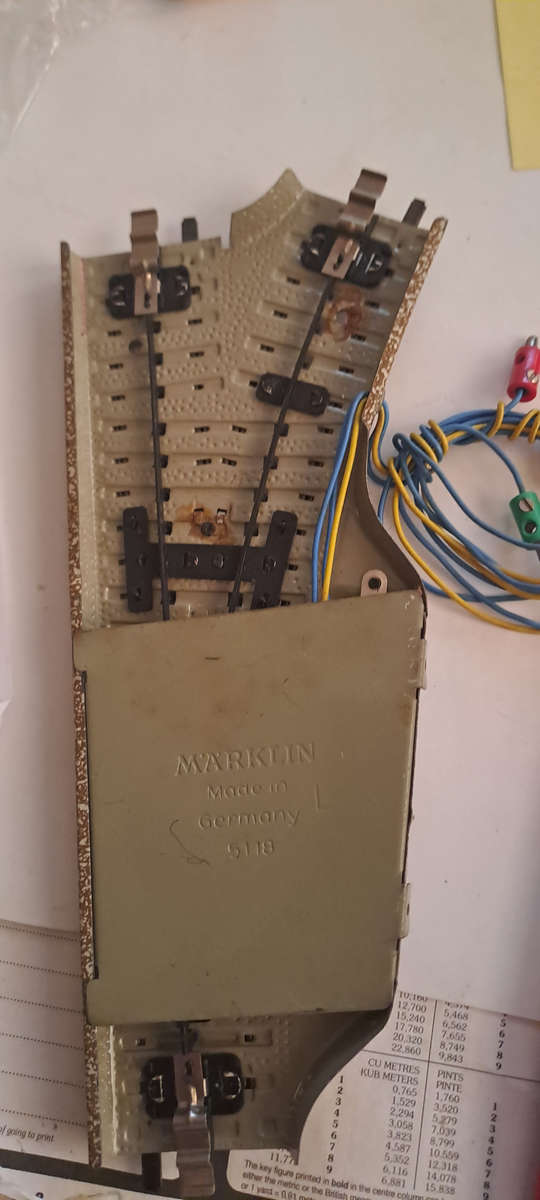 marklin HO 5118 Left hand electric turn out like new if not new