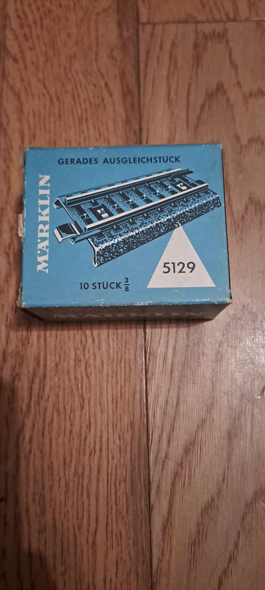 Boxed HO M track 5129 70mm 10x per box like new