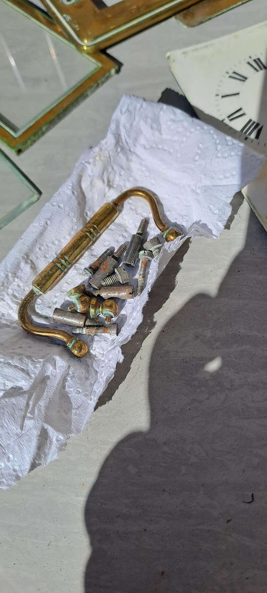 2x French carriage clock movements 1x working