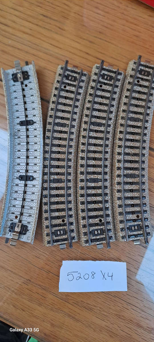 Marklin HO 5206 M tracks x 4 like new