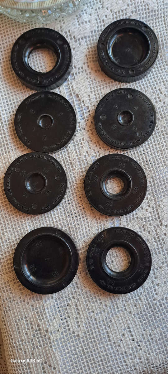 Standard watch makers unbreakable watch crystals inserting tool