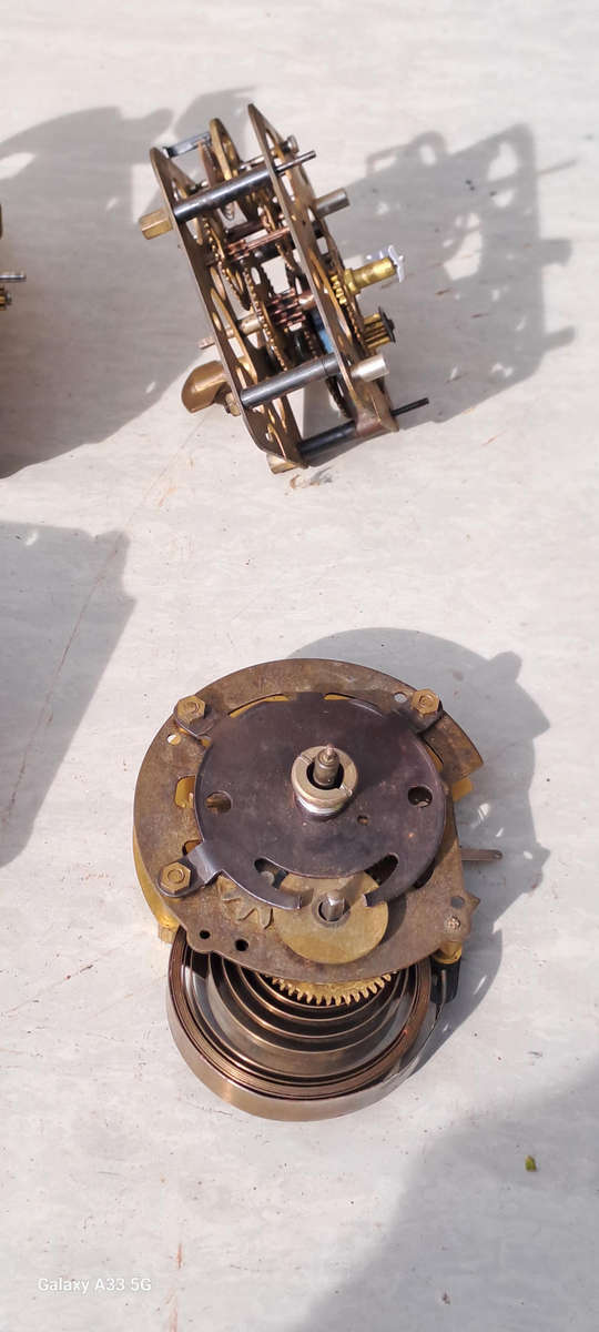 4x small vintage clock movements some working others not tested French, keinzle and others