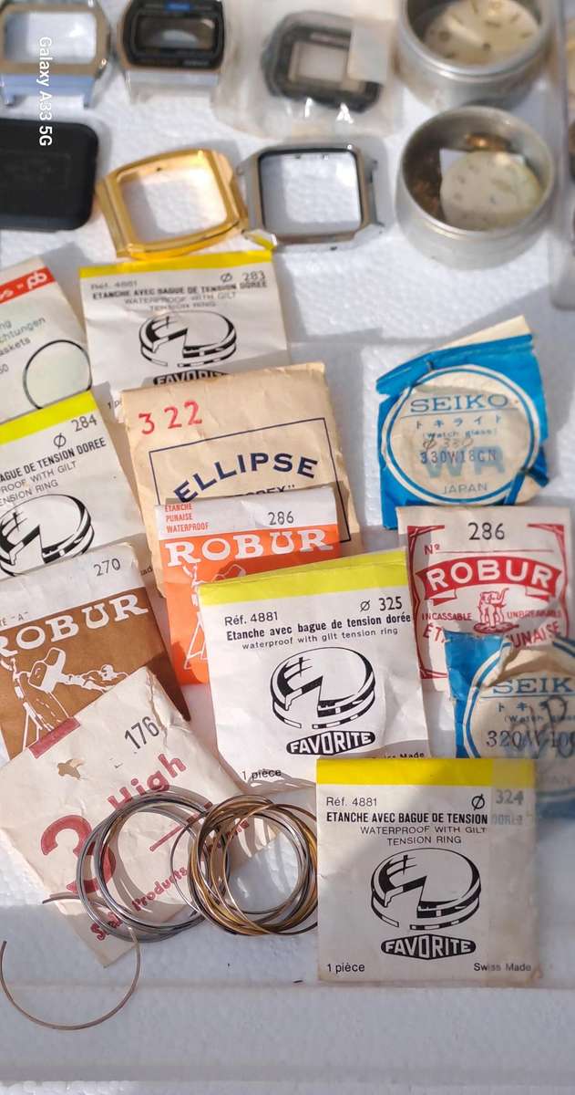 lot 2 Vintage watch parts, oris, seiko etc mixed lot