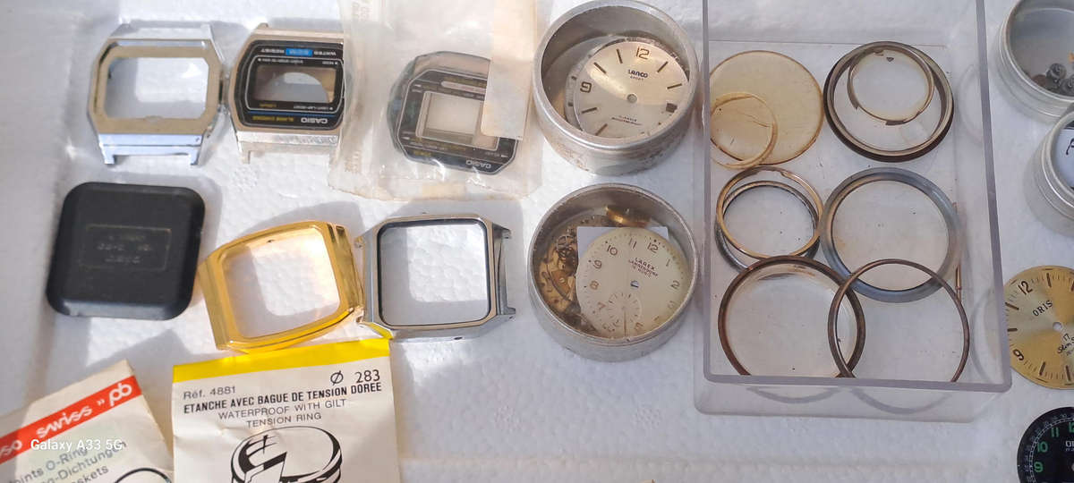 lot 2 Vintage watch parts, oris, seiko etc mixed lot