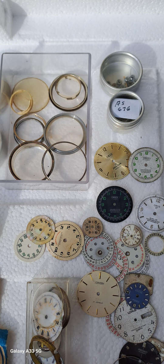 lot 2 Vintage watch parts, oris, seiko etc mixed lot