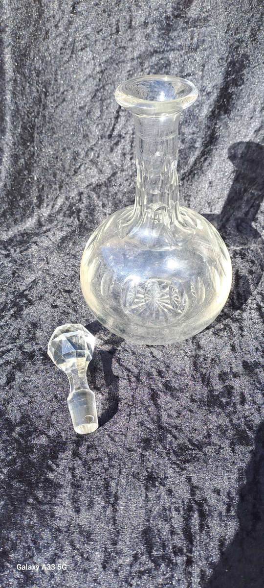 beautiful ball cut glass crystal decanter old