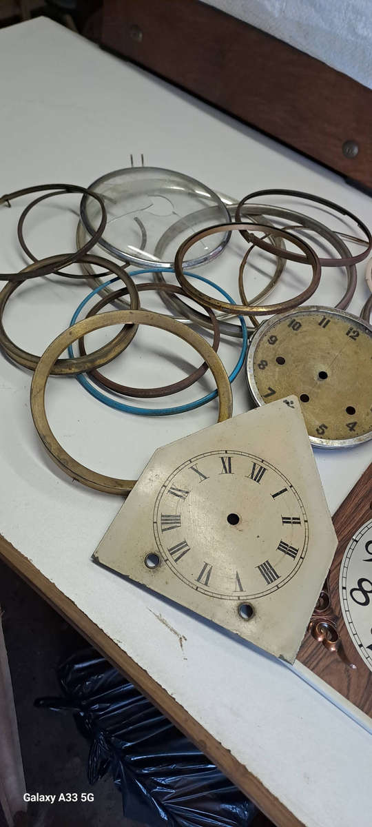 Lot of clock faces and bezel's