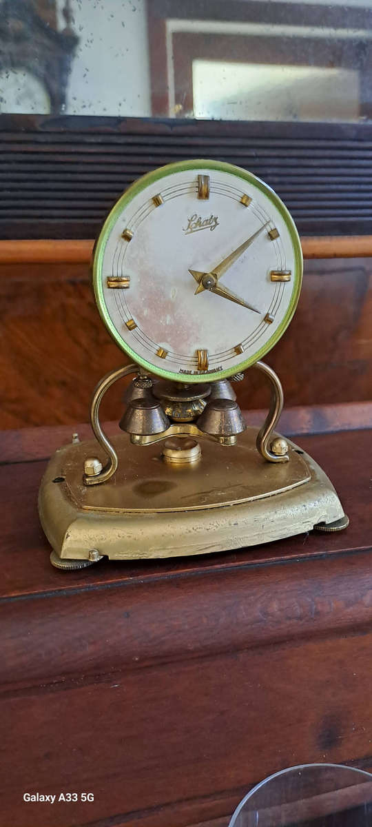 Small Schatz mantle clock ( Anniversary clock) working