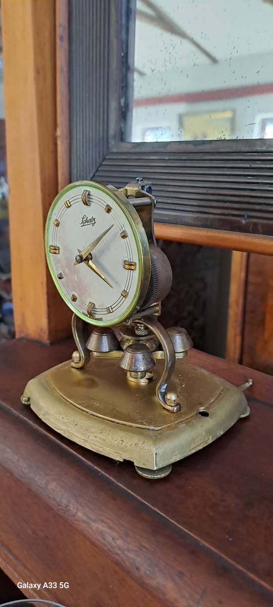 Small Schatz mantle clock ( Anniversary clock) working