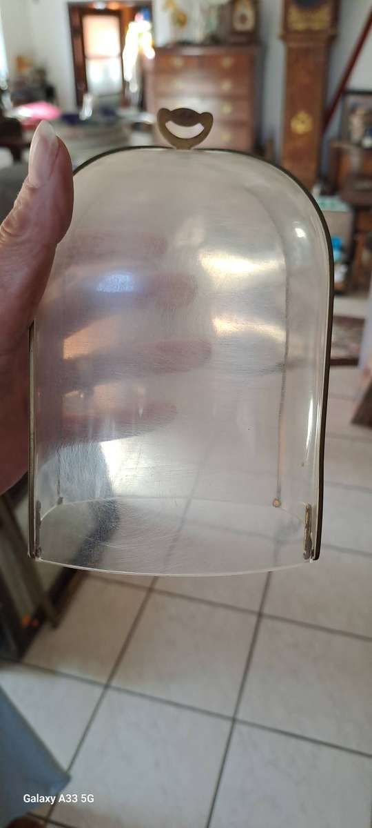 Small Schatz mantle clock ( Anniversary clock) working