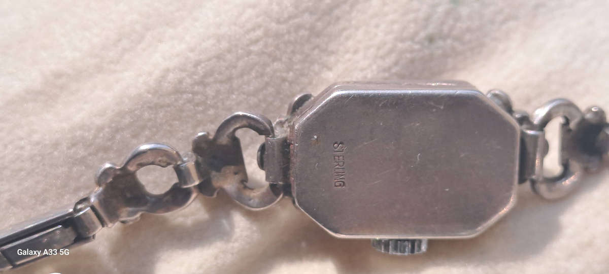 Stirling silver and marcasite vintage ladies watch stunning working keeping time 17 Jewels