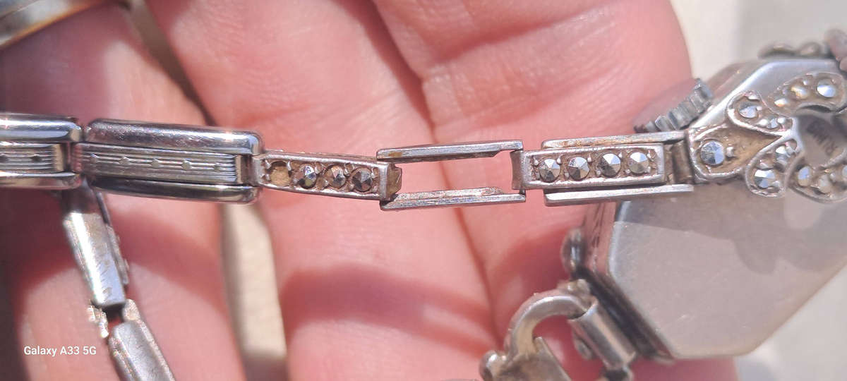 Stirling silver and marcasite vintage ladies watch stunning working keeping time 17 Jewels