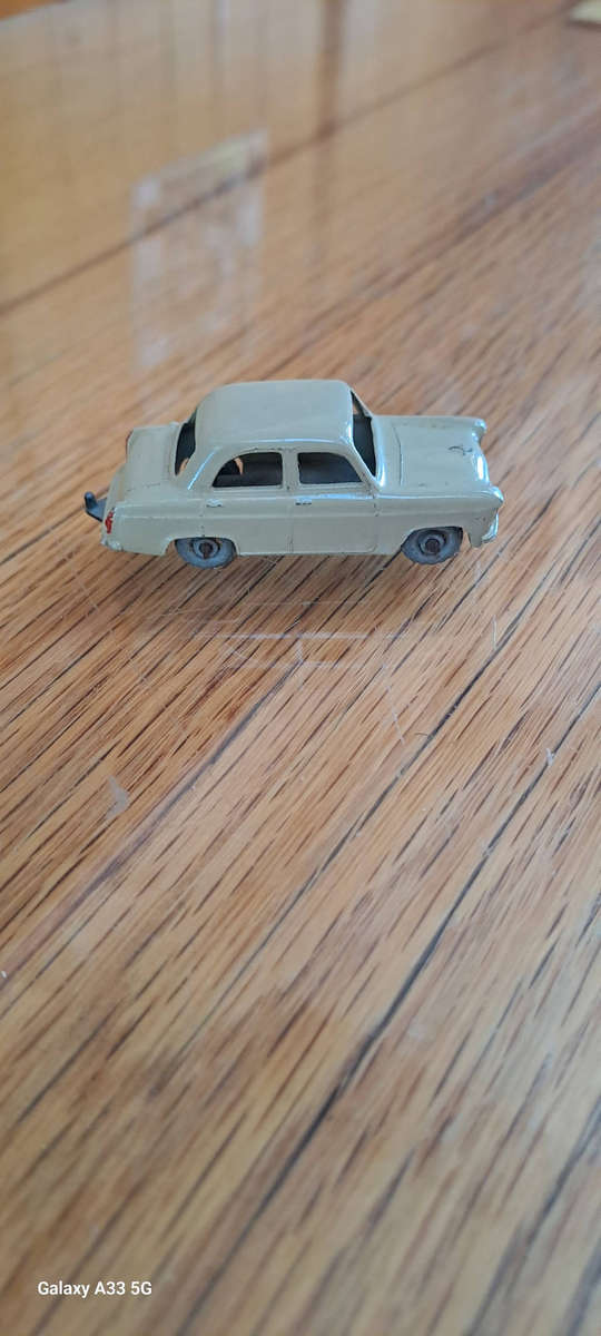 Lesney Matchbox No 30 Ford very nice condition