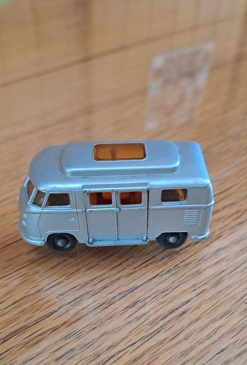 Lesney Matchbox No 34 Volkswagen Camper very nice condition