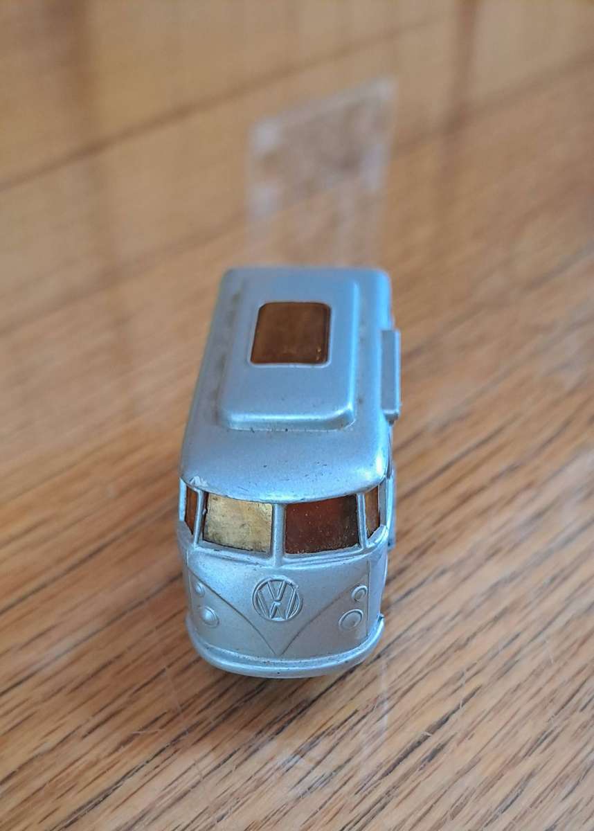 Lesney Matchbox No 34 Volkswagen Camper very nice condition