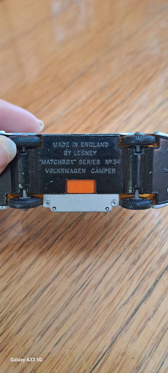 Lesney Matchbox No 34 Volkswagen Camper very nice condition