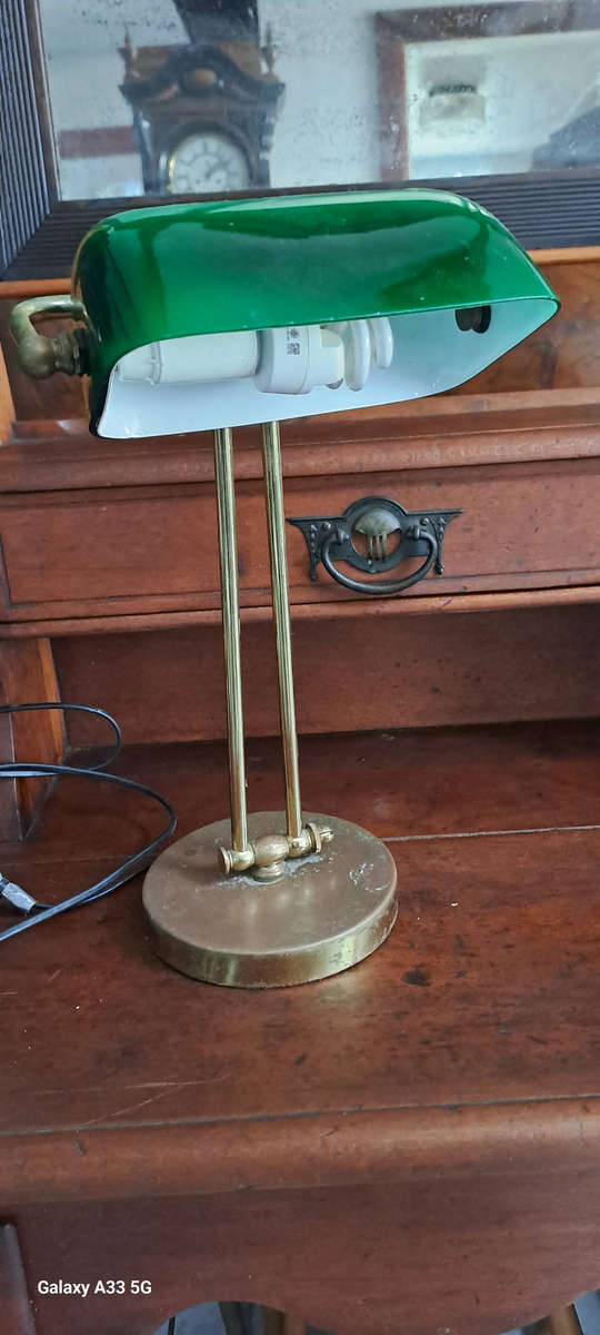 Vintage green shade and brass bankers table lamp working