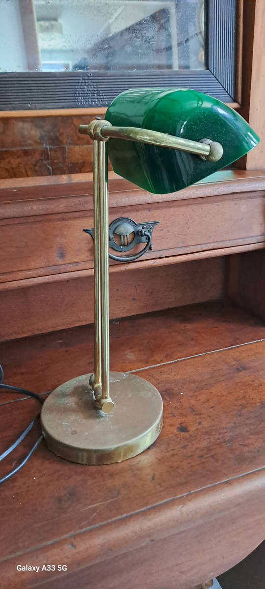 Vintage green shade and brass bankers table lamp working
