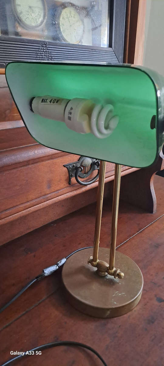 Vintage green shade and brass bankers table lamp working