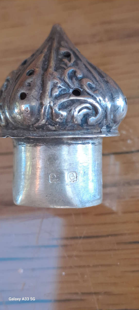Birmingham Silver 1904 S.Glass 1900-1912 salt/pepper shaker