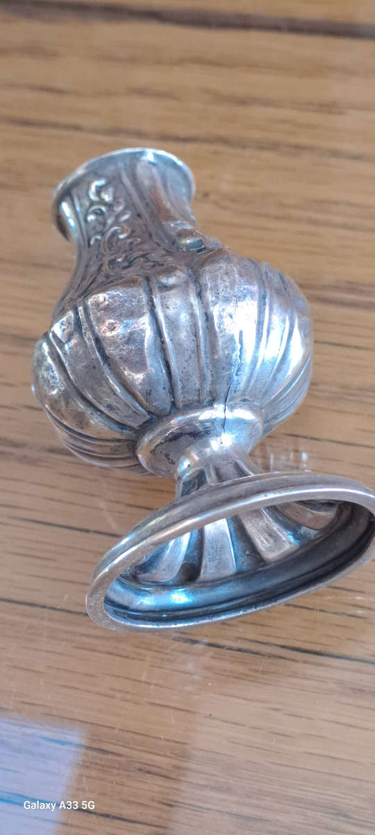 Birmingham Silver 1904 S.Glass 1900-1912 salt/pepper shaker