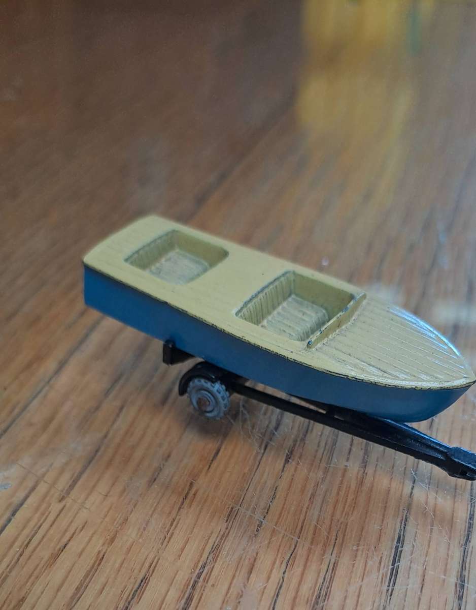 Matchbox / Lesney ~ No48Meteor sportsman MK11 boat and trailer very nice condition