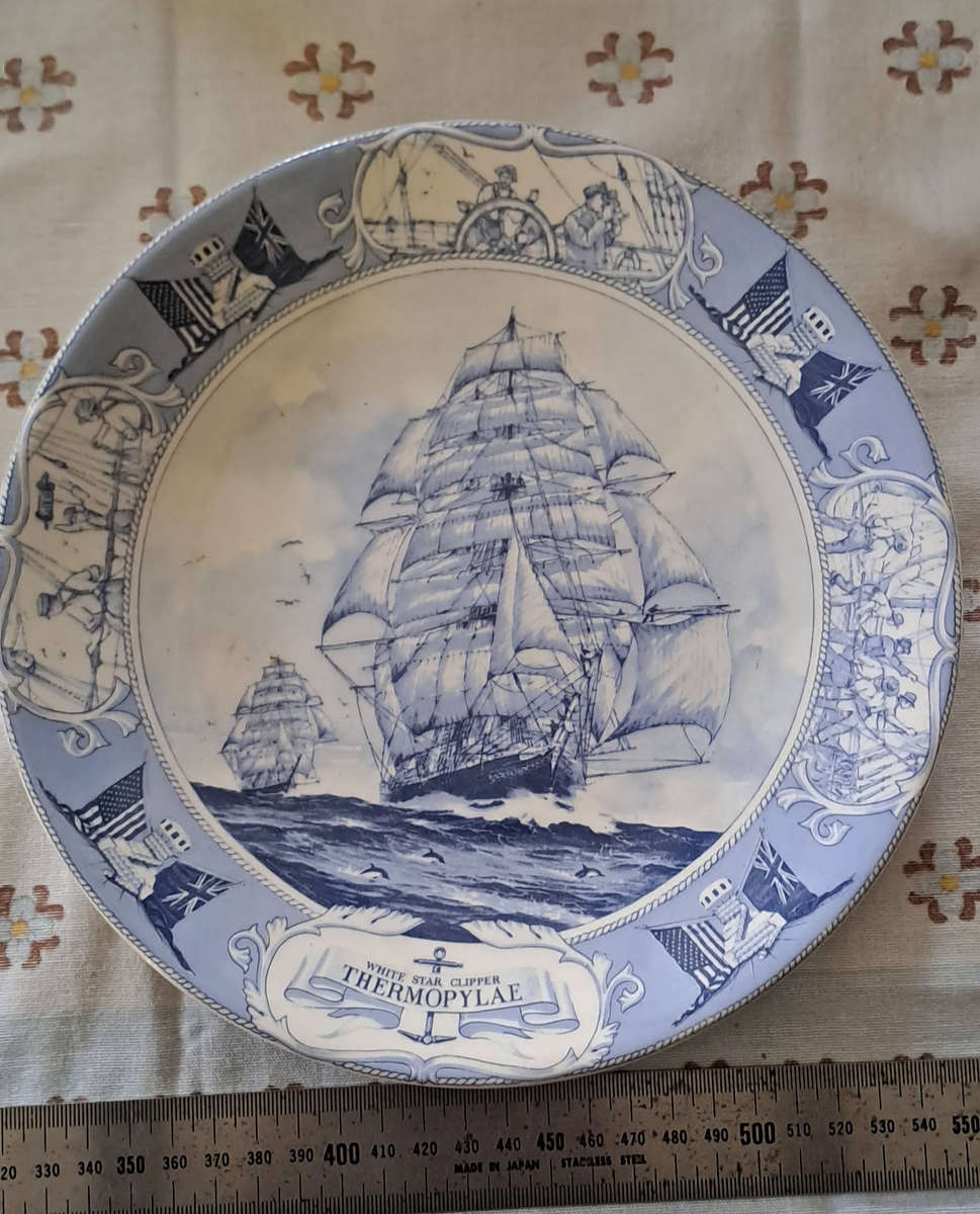 Wedgewood display plate White Star Klipper