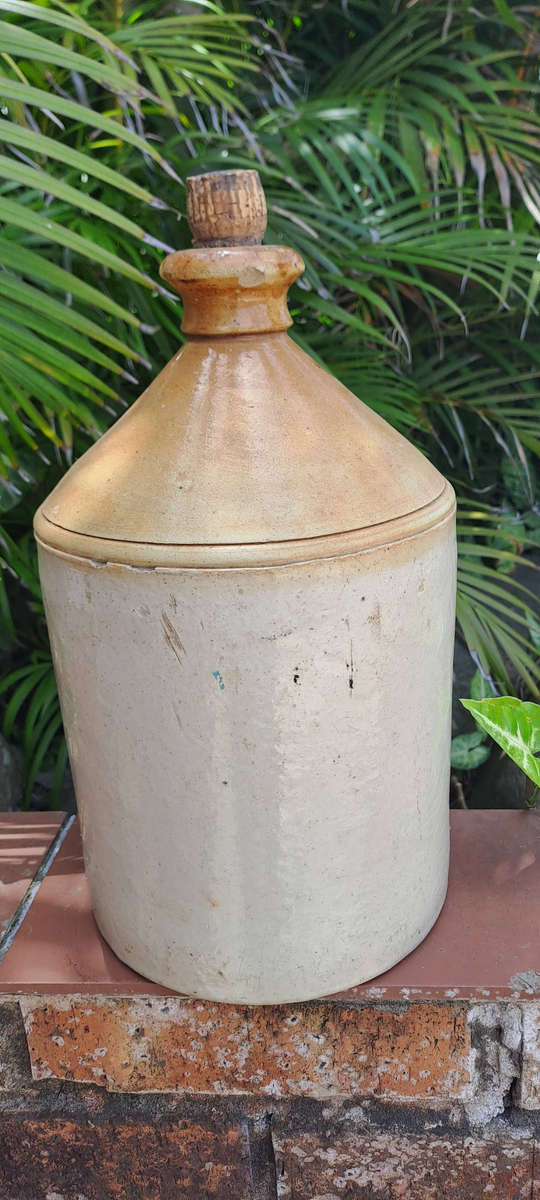 Stoneware Vereeniging RSA ginerbeer Jar 1 gallon