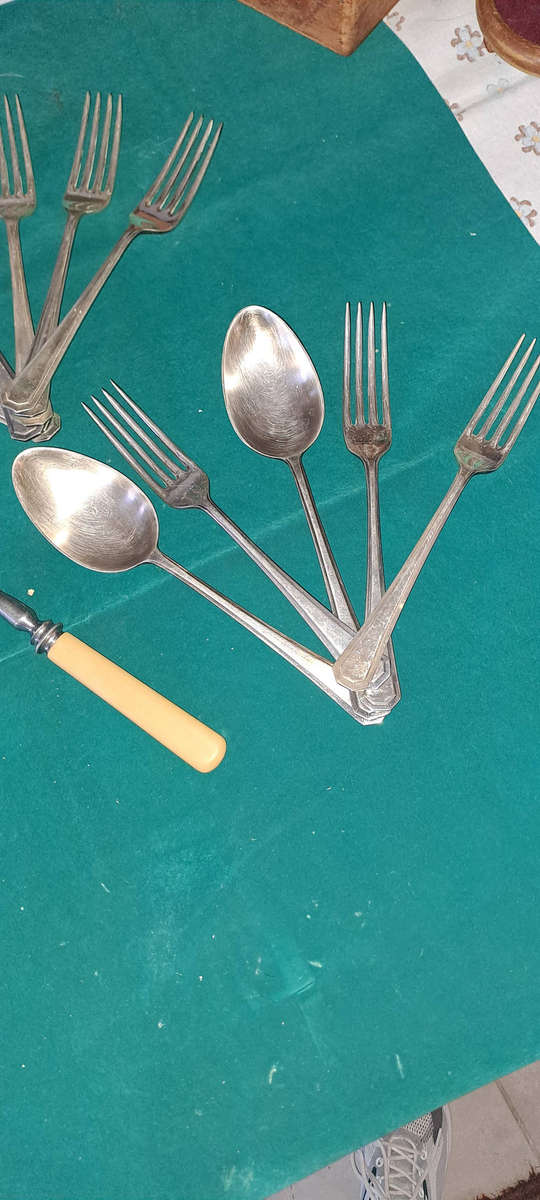 Set of 24pce A1 Dixon silver plated cuttlery set BEAUTIFULL ****REDUCED****