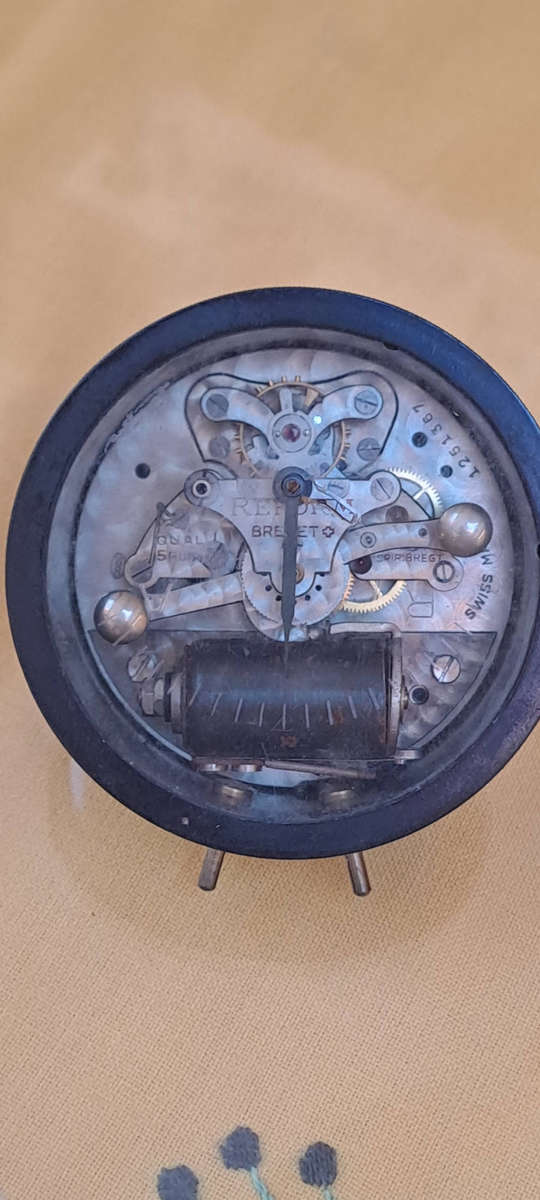 Reform Brevet self winding clock movement