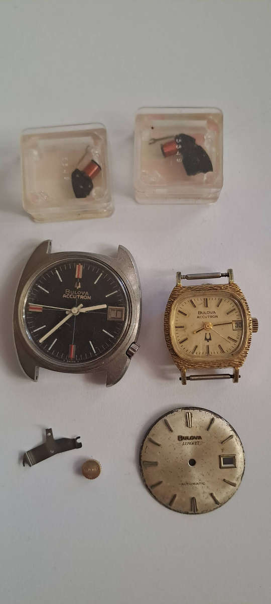 2x Vintage Bulova Accutron watches