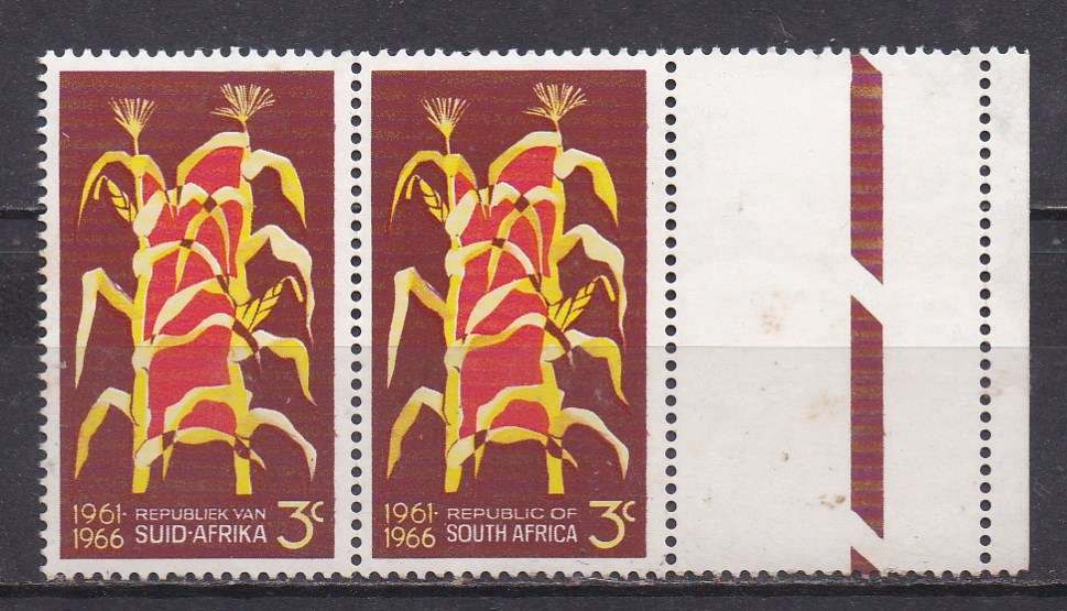 RSA 1966 fifth anniversary of republic 3c marginal pair, MNH