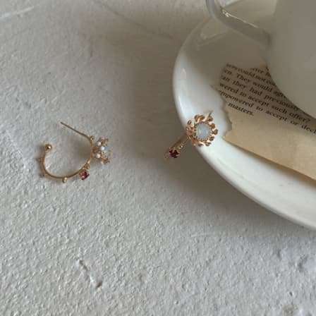 Flower Shape Earrings