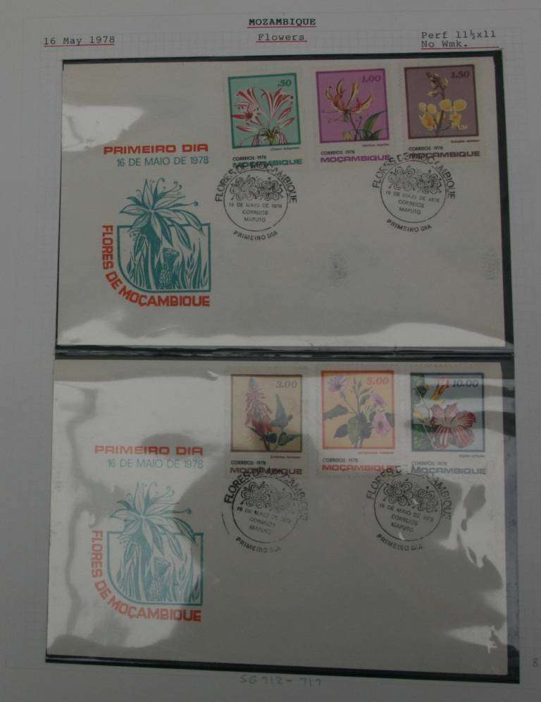 TWO SPRING FOLDERS WITH MANY FLORA /TREES AND FLOWERS-NB READ BELOW