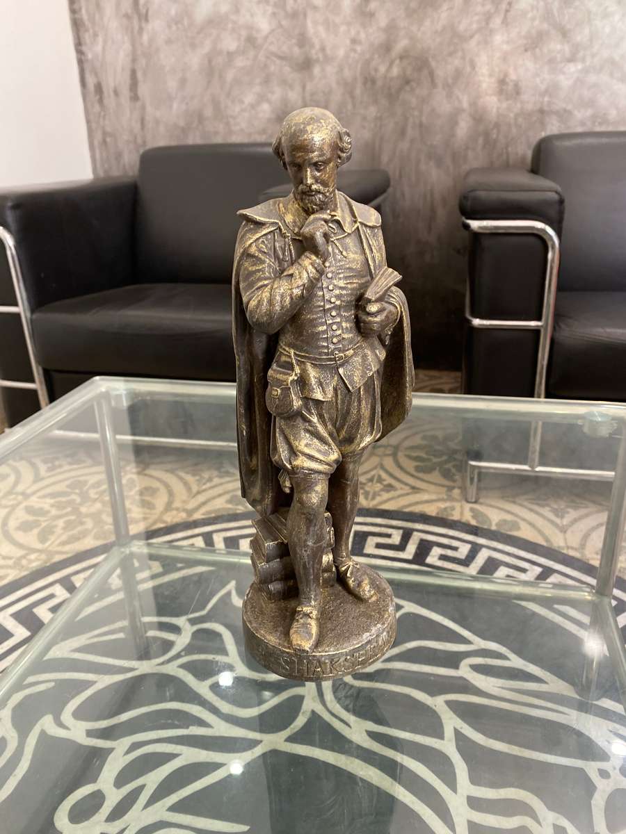 31CM tall spelter Shakespeare sculpture!!!!