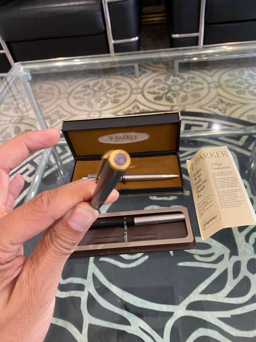 Parker pens lot of 4