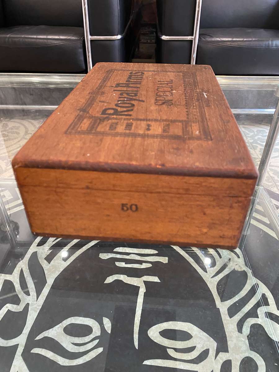 Royal Arms Special Box