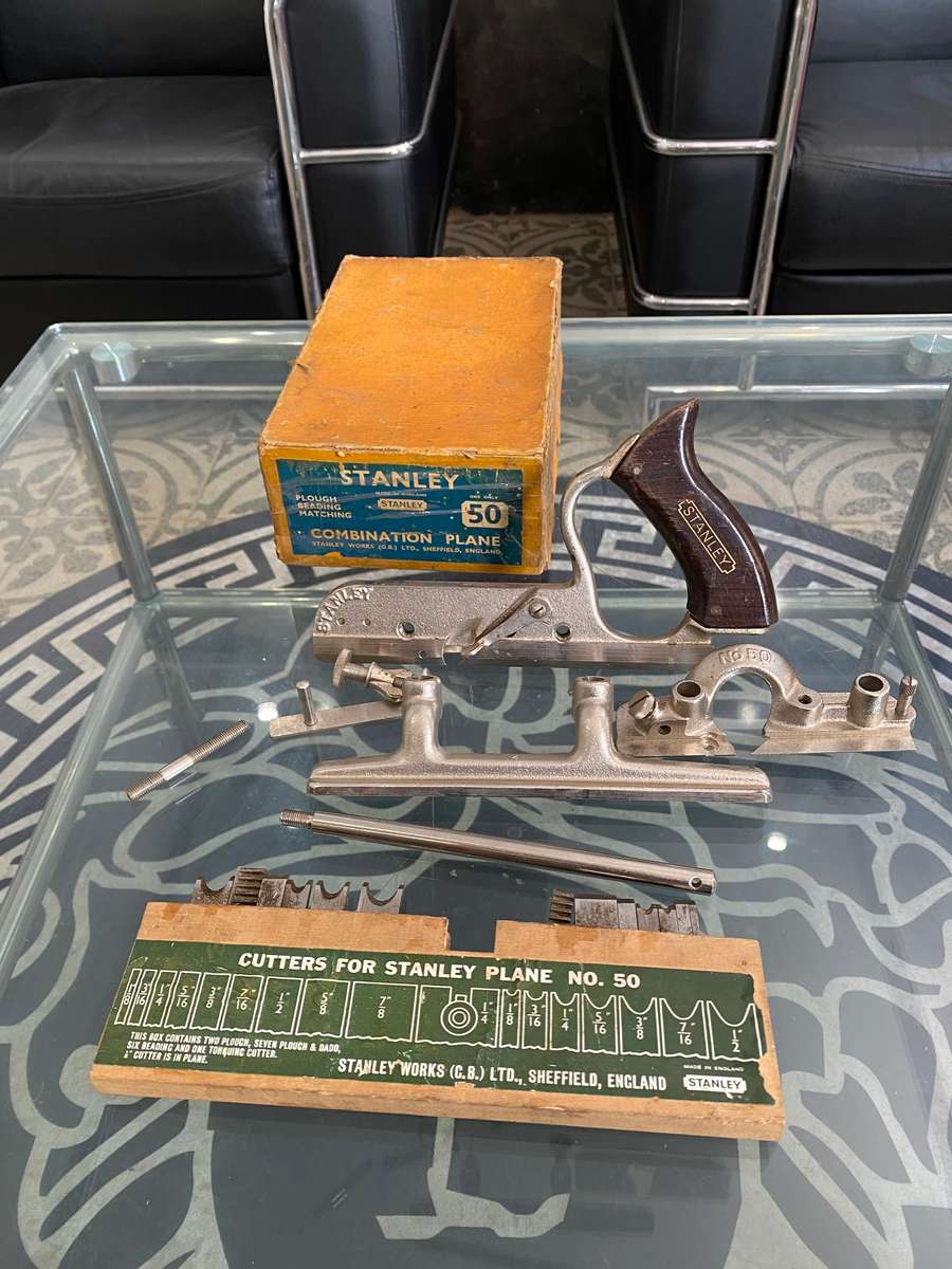 Stanley combination plane no50 as seen on pictures not complete in box !!!!!