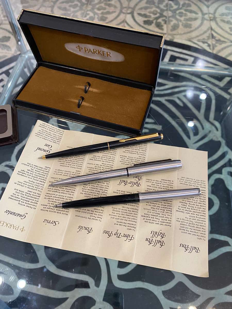 Parker pens lot of 4