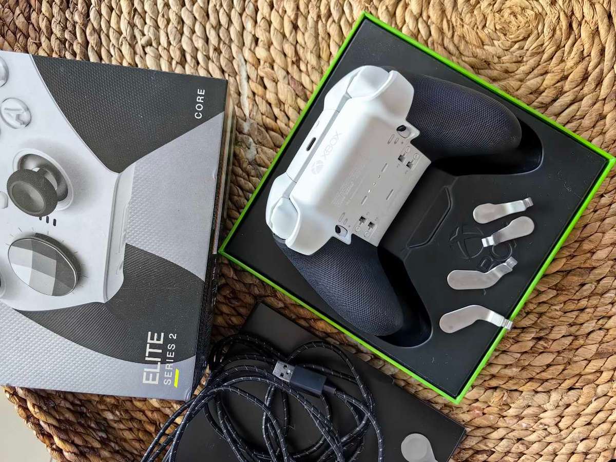 Xbox series elite core 2 Controller