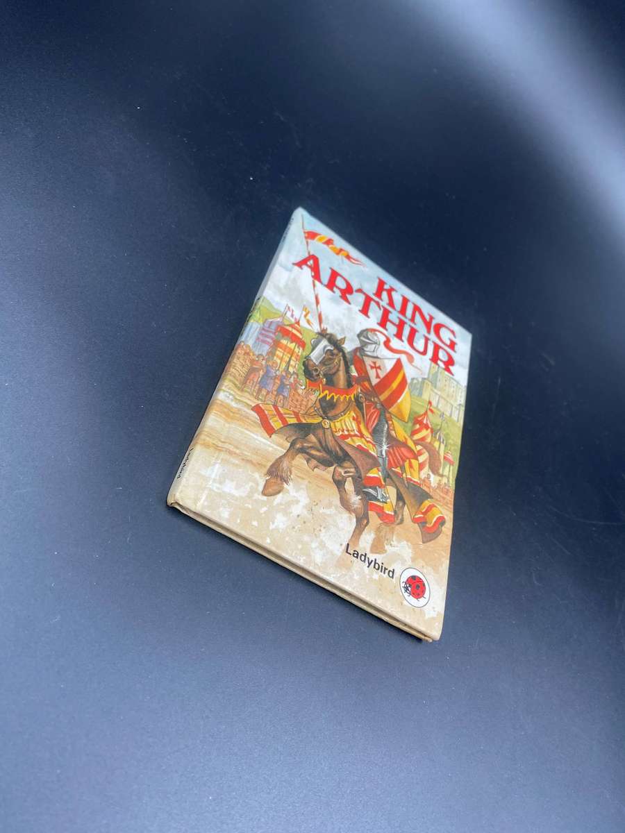 King Arthur - Joan Collins, Malcolm Stokes, Ladybird pocketbook