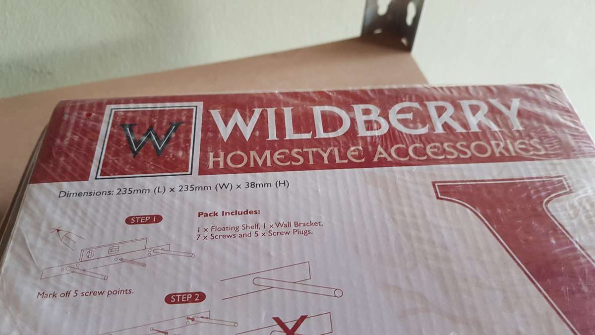 3 x Wildberry Floating Wall Shelf 23 x 23 x 38